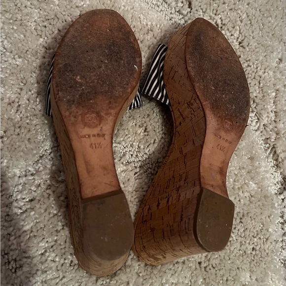 Vintage Chanel Stripe Cork Sandals - Picture 5 of 12